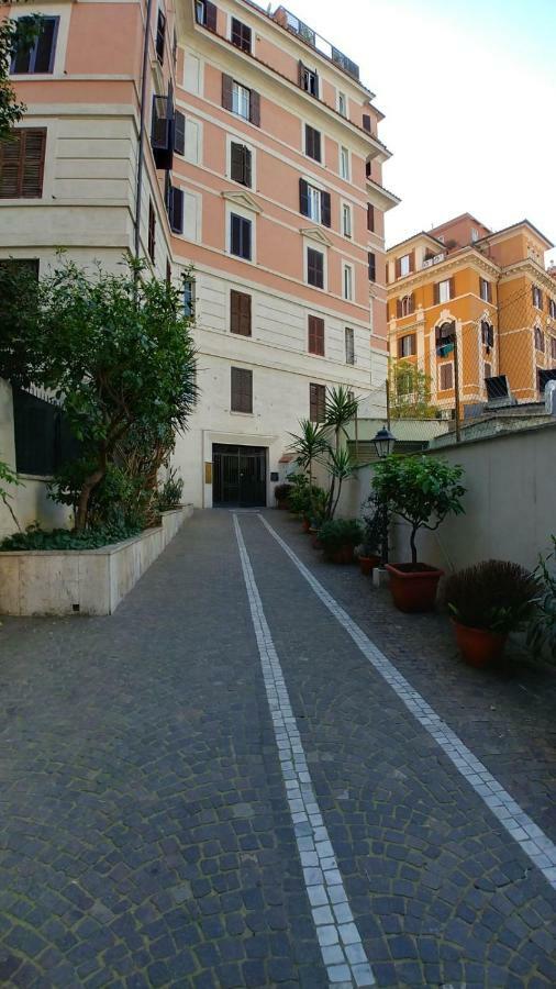 Angoletto Di Trastevere Roma Exterior foto